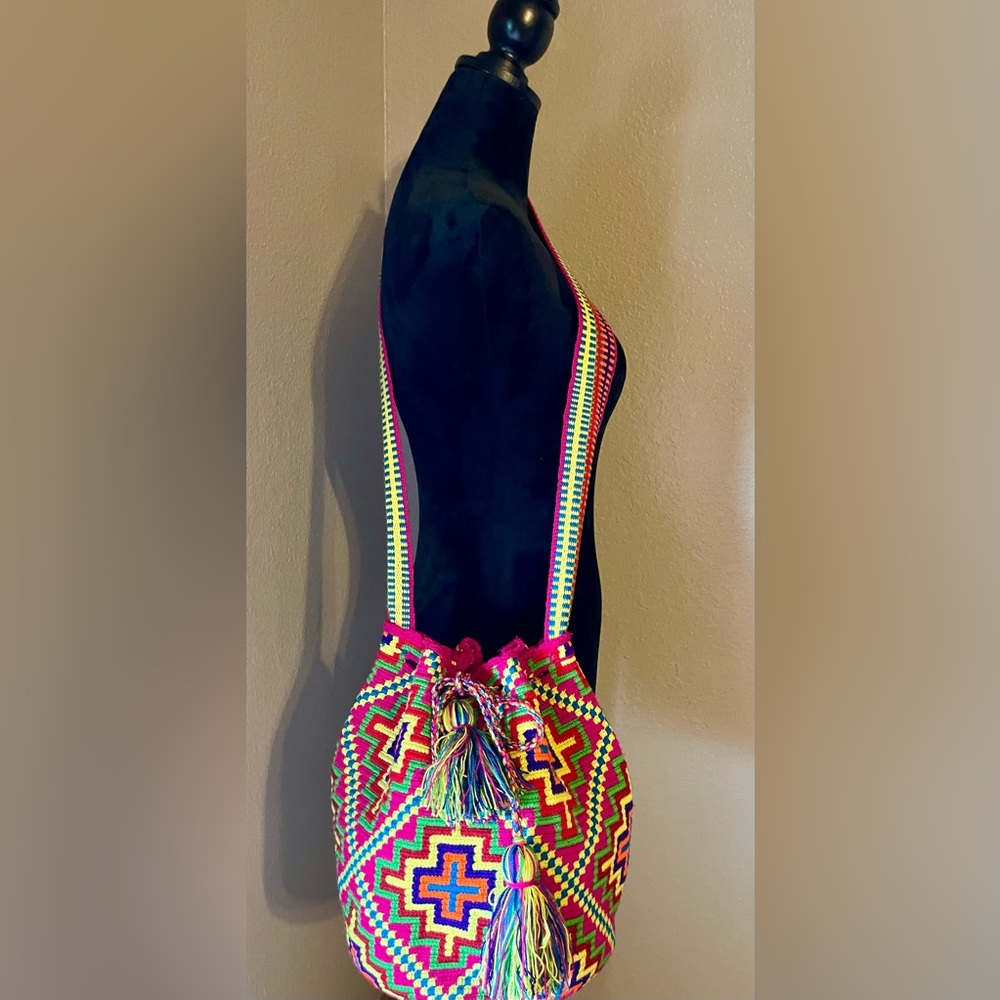 Authentic handwoven Colombian Mochila made by the Wayuu tribe in La Guajira.